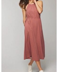 NWT Soma Size XL Everstretch Relaxed Travel Built In Bra Halter MIDI Coral Dress